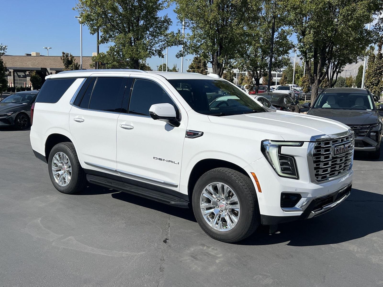 2025 GMC Yukon Denali - Photo 11