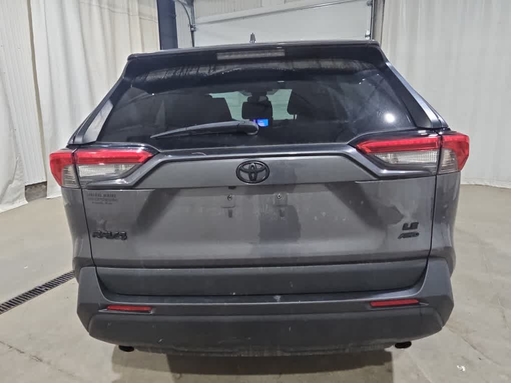 Used 2023 Magnetic Gray Metallic Toyota LE image 5