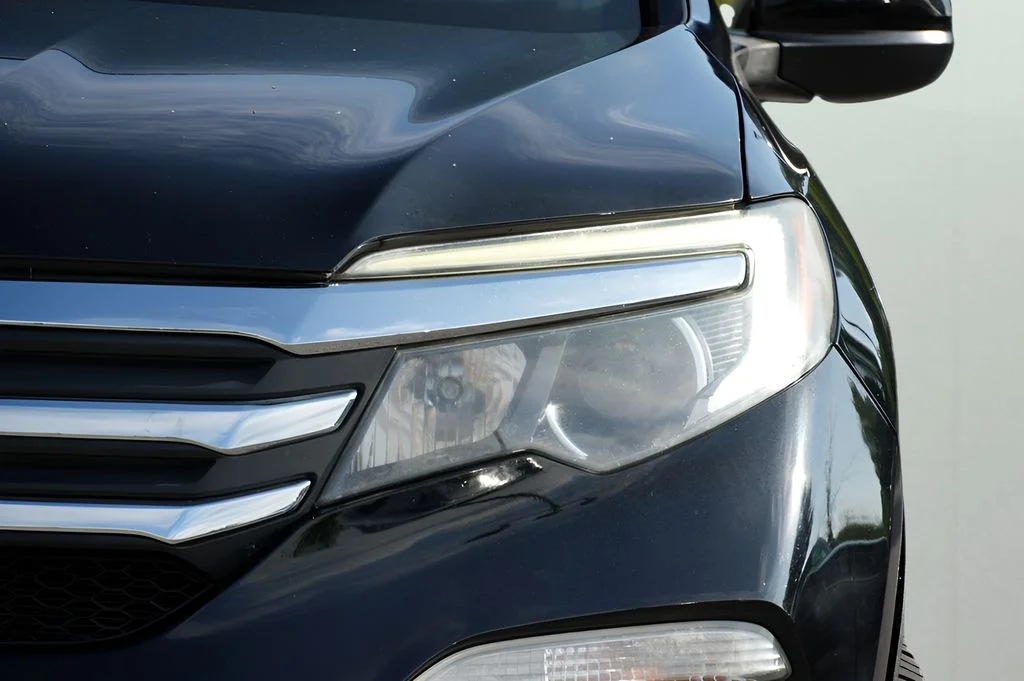 Used 2016 Black Honda EX-L image 5