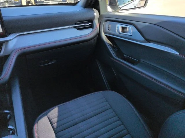 New 2026 Space White Metallic Ford ST-Line image 17
