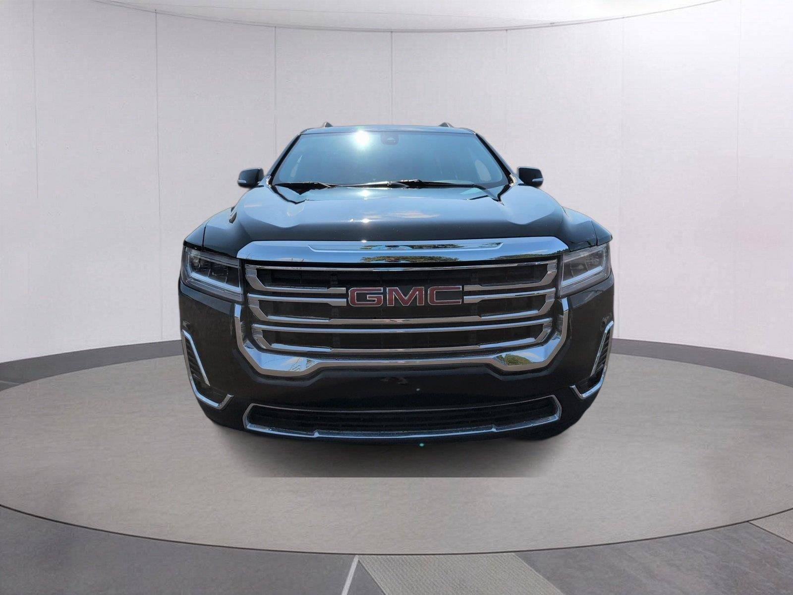 Used 2023 Ebony Twilight Metallic GMC SLT image 8