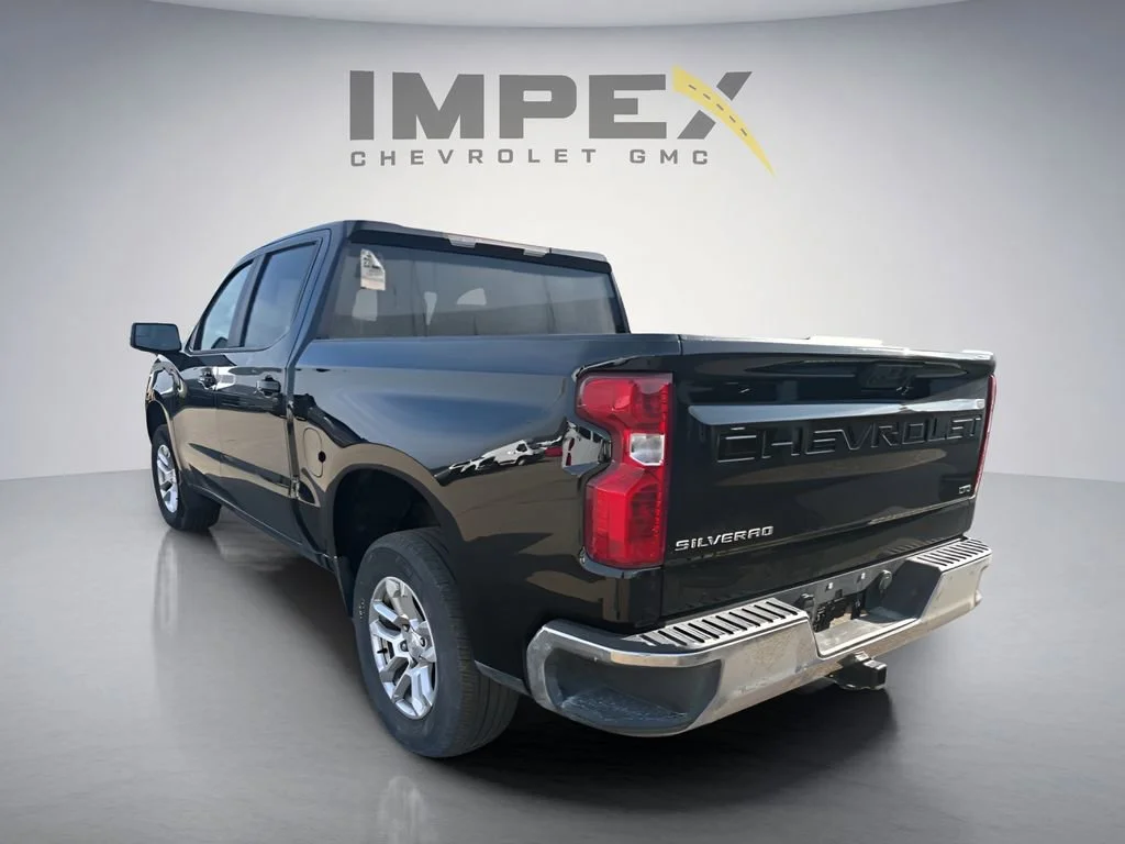 Used 2022 Black Chevrolet LT (2FL) image 2