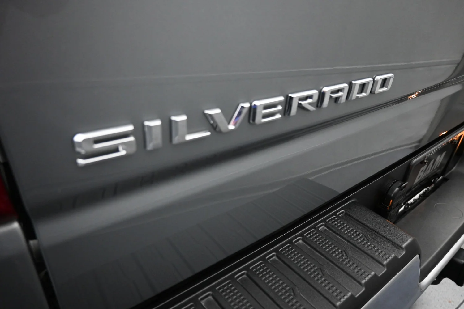 Used 2026 Sterling Gray Metallic Chevrolet LT image 27