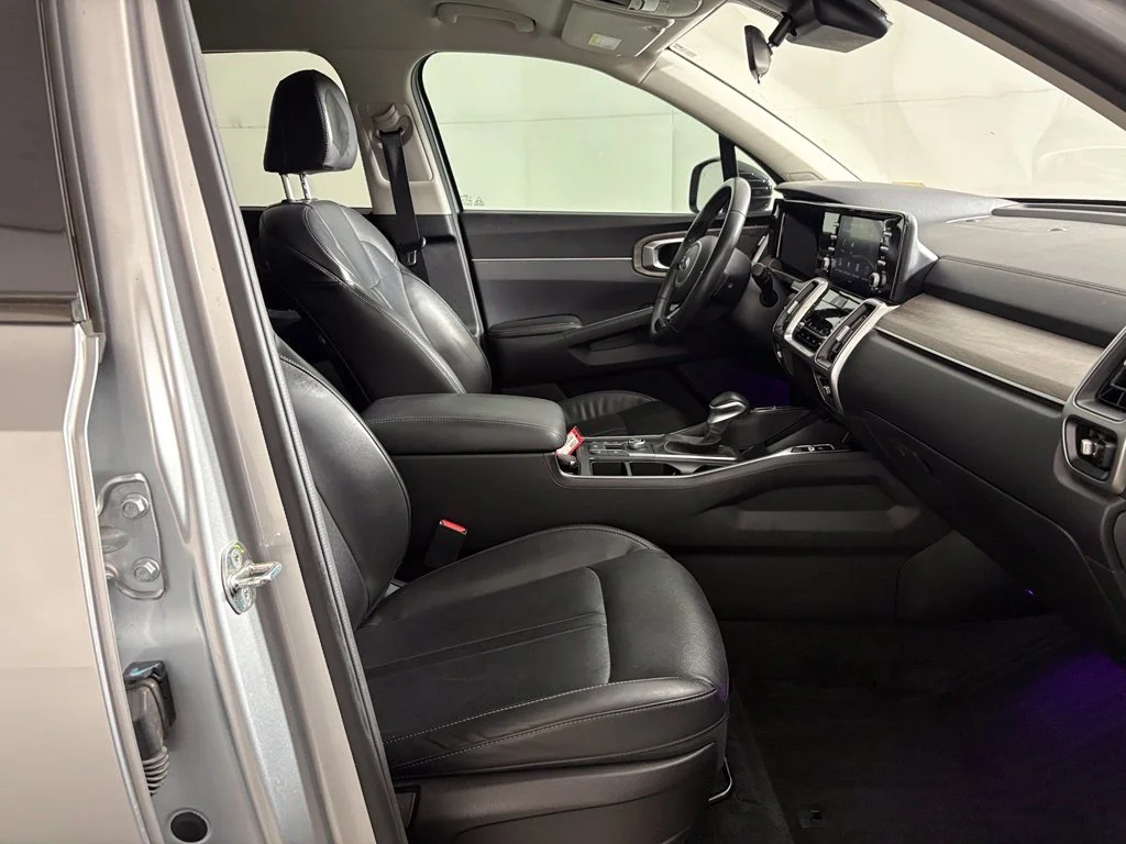 Used 2021 Silver Kia EX image 41