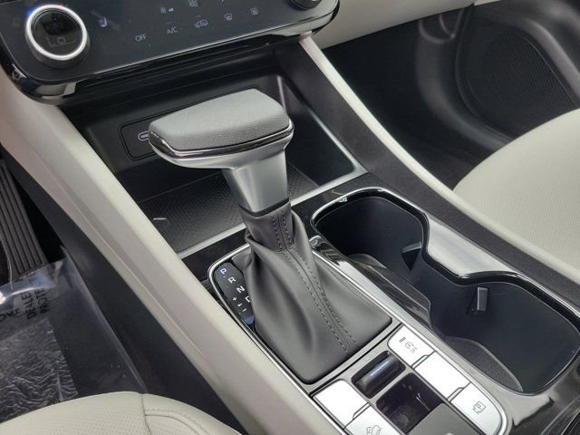 New 2026 Silver Hyundai SEL Plus FWD image 17