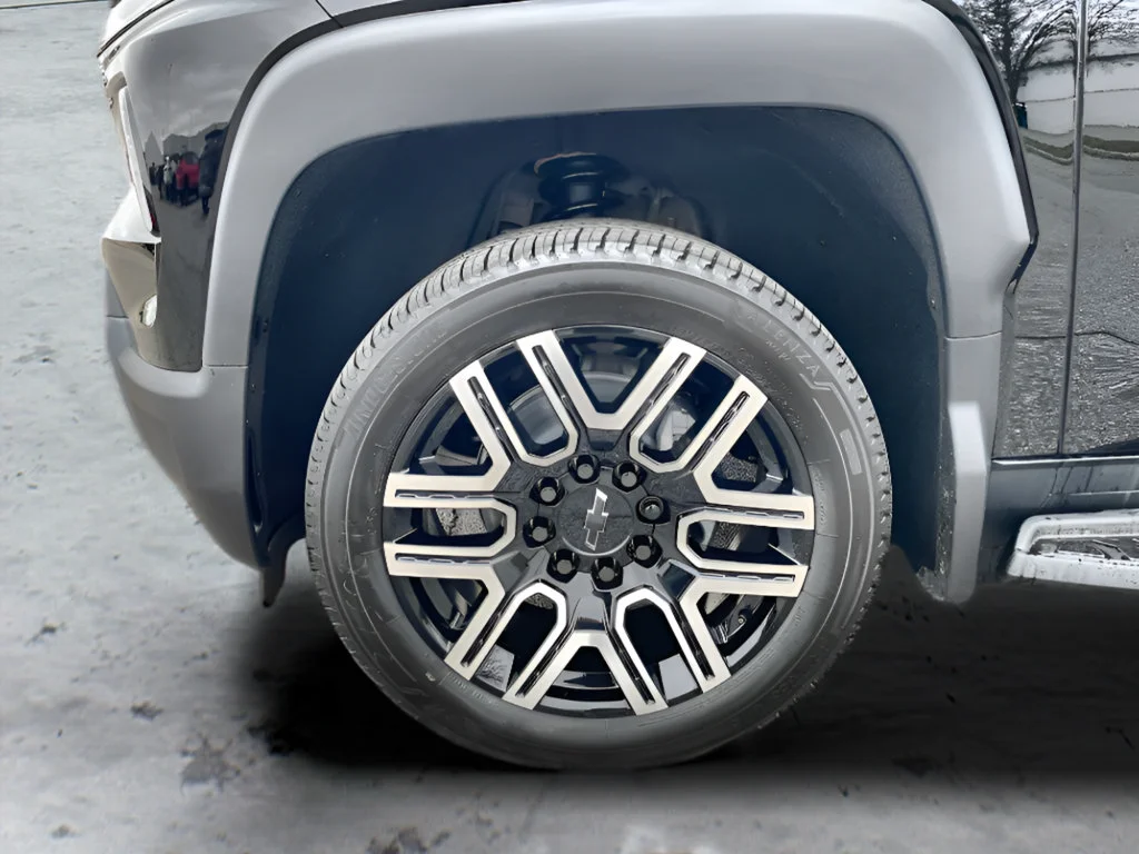 2026 Chevrolet Silverado EV LT - Photo 18