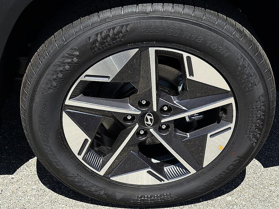 New 2026 Phantom Black Hyundai SEL AWD image 20