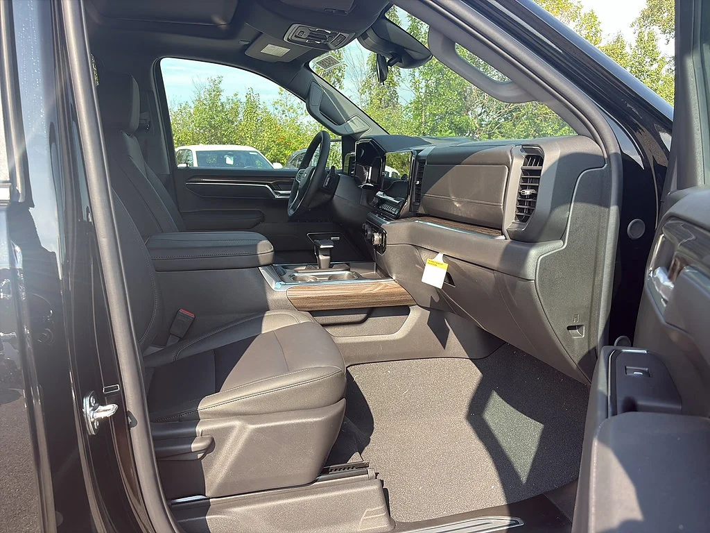 2026 Chevrolet Silverado 1500 LT Trail Boss - Photo 11