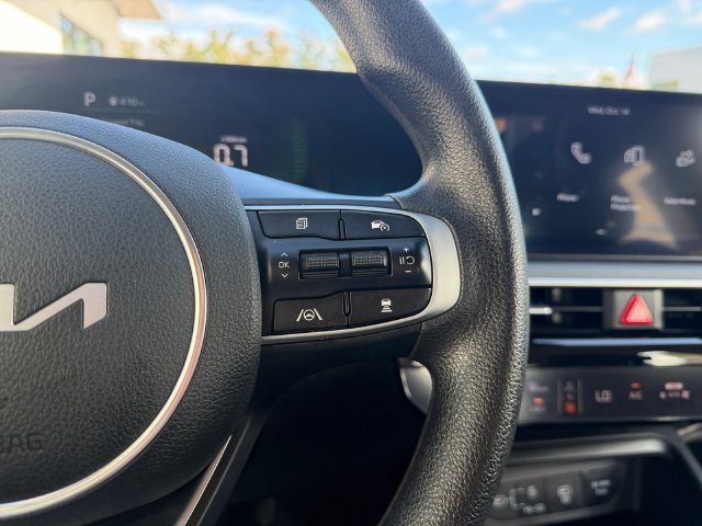 Used 2025 Gray Kia LXS image 12
