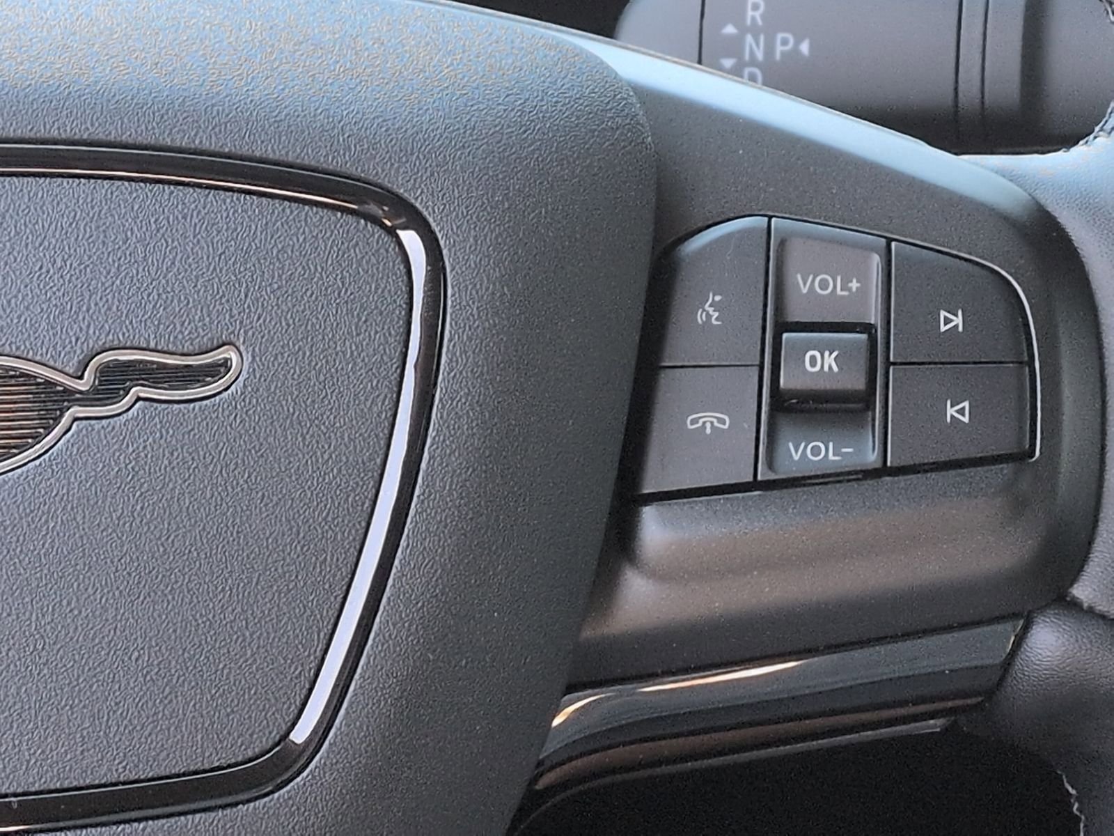 2025 Ford Mustang Mach-E Premium - Photo 25