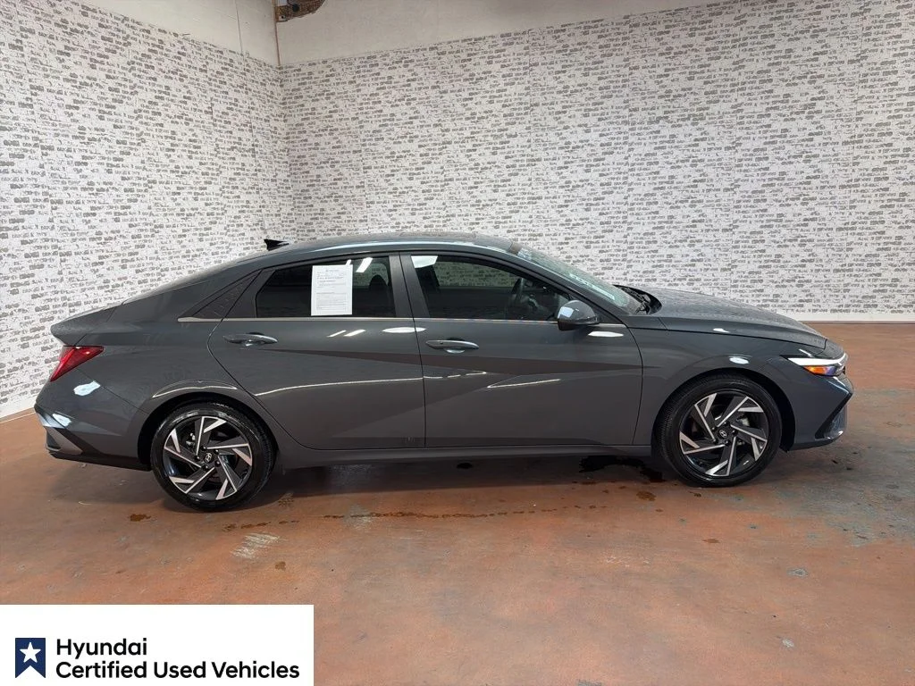 Certified Used 2025 Ecotronic Gray Hyundai SEL Convenience image 9