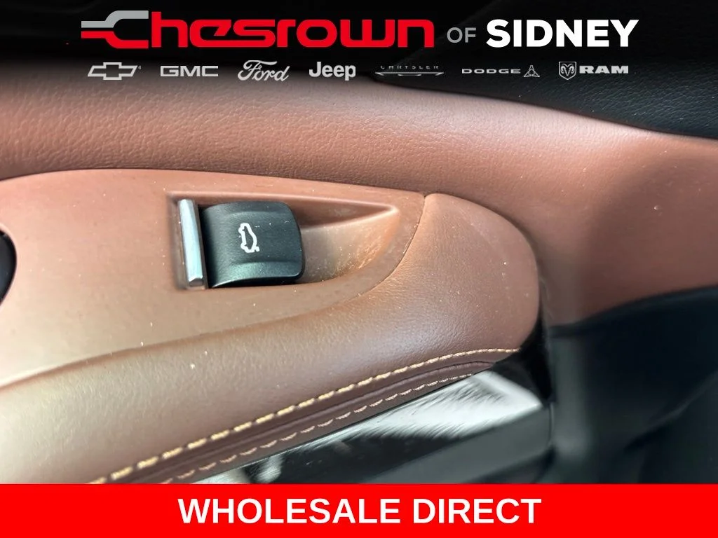 Used 2020 Black BMW xDrive40i image 18