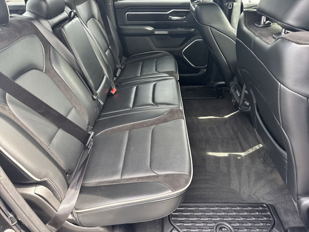 2024 RAM Ram 1500 Pickup Laramie - Photo 15