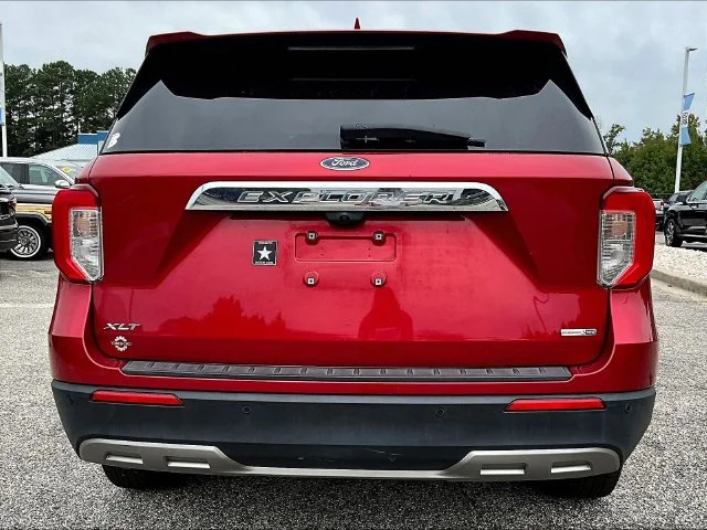 Used 2020 Red Ford XLT image 5