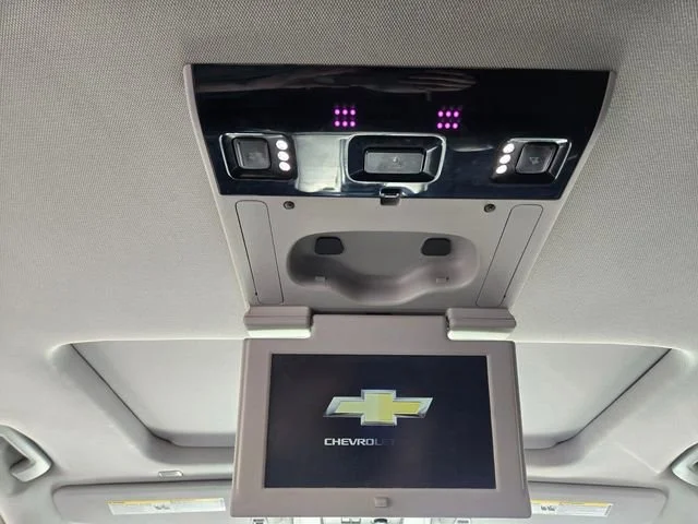 Used 2019 BLACK Chevrolet Premier image 17