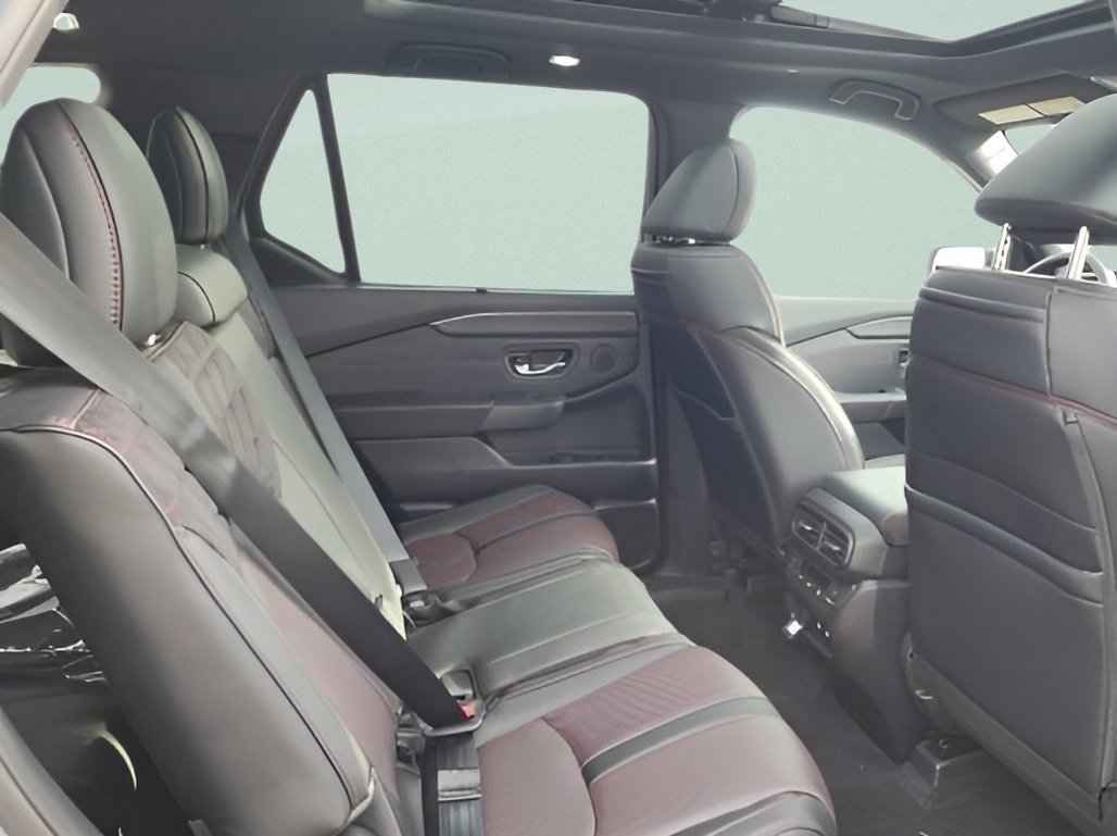 New 2026 Sonic Gray Pearl Honda Black Edition image 17
