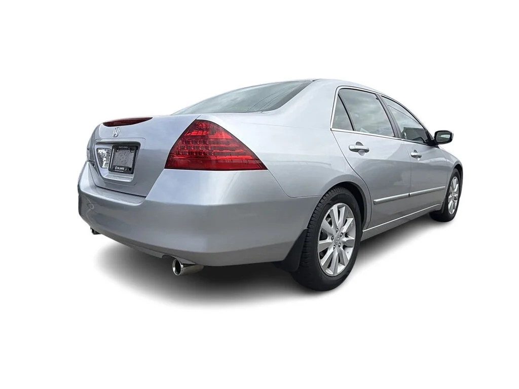 Used 2006 Alabaster Silver Metallic Honda Sedan EX V6 at Dilawri Certified   Local BC   Regu image 14