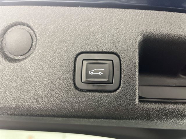 Used 2019 Pacific Blue Metallic Chevrolet LT image 29