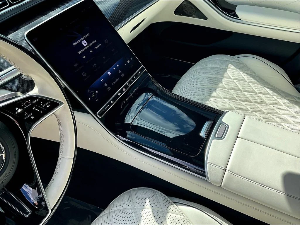 Used 2023 Black Mercedes-Benz S 580 image 18