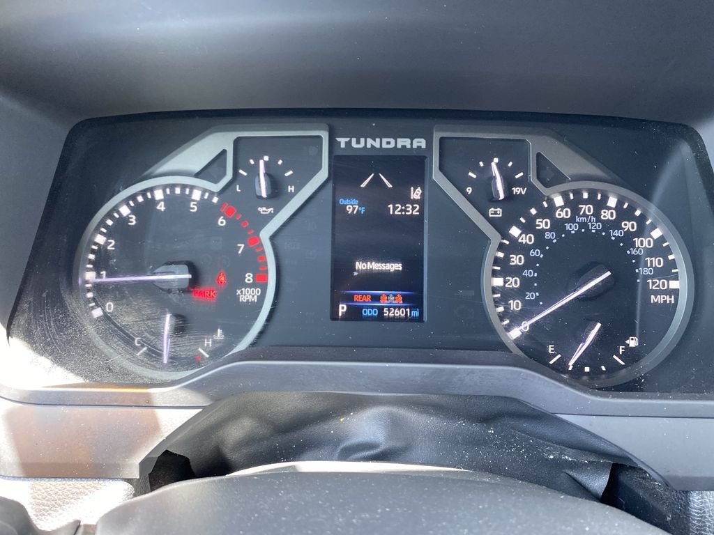 Used 2022 White Toyota SR5 image 30