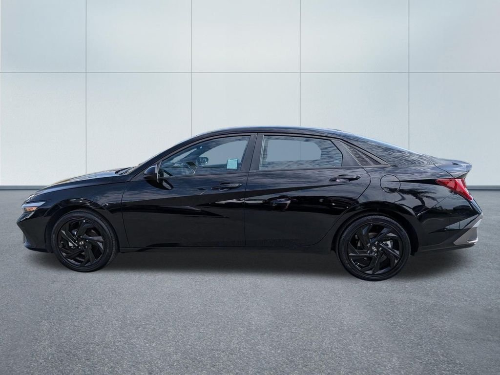 Certified Used 2026 Black Hyundai SEL Sport image 3