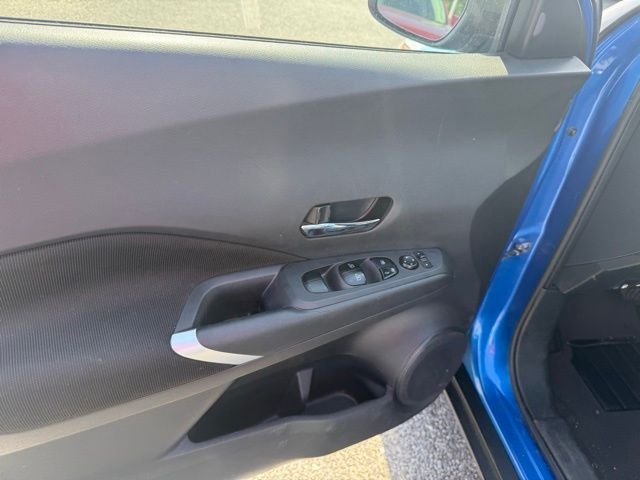 Used 2023 Blue Nissan SV image 17