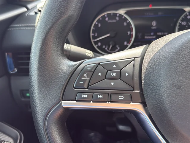 Used 2024 Gray Nissan SV image 38