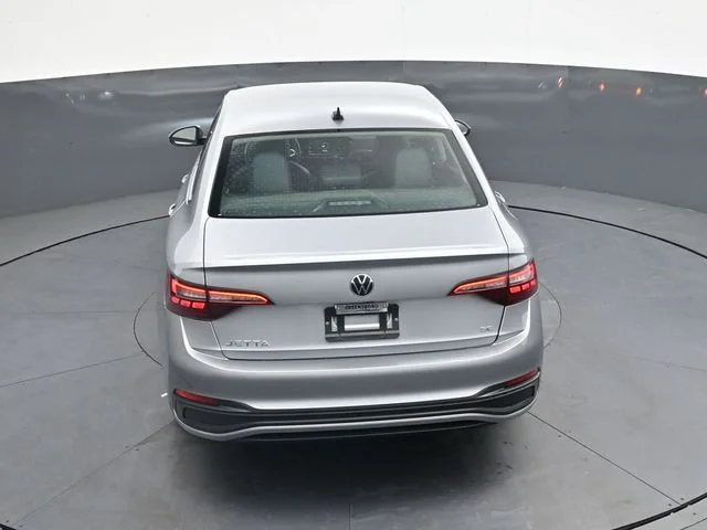 Used 2024 Pyrite Silver Metallic Volkswagen 1.5T SE image 24