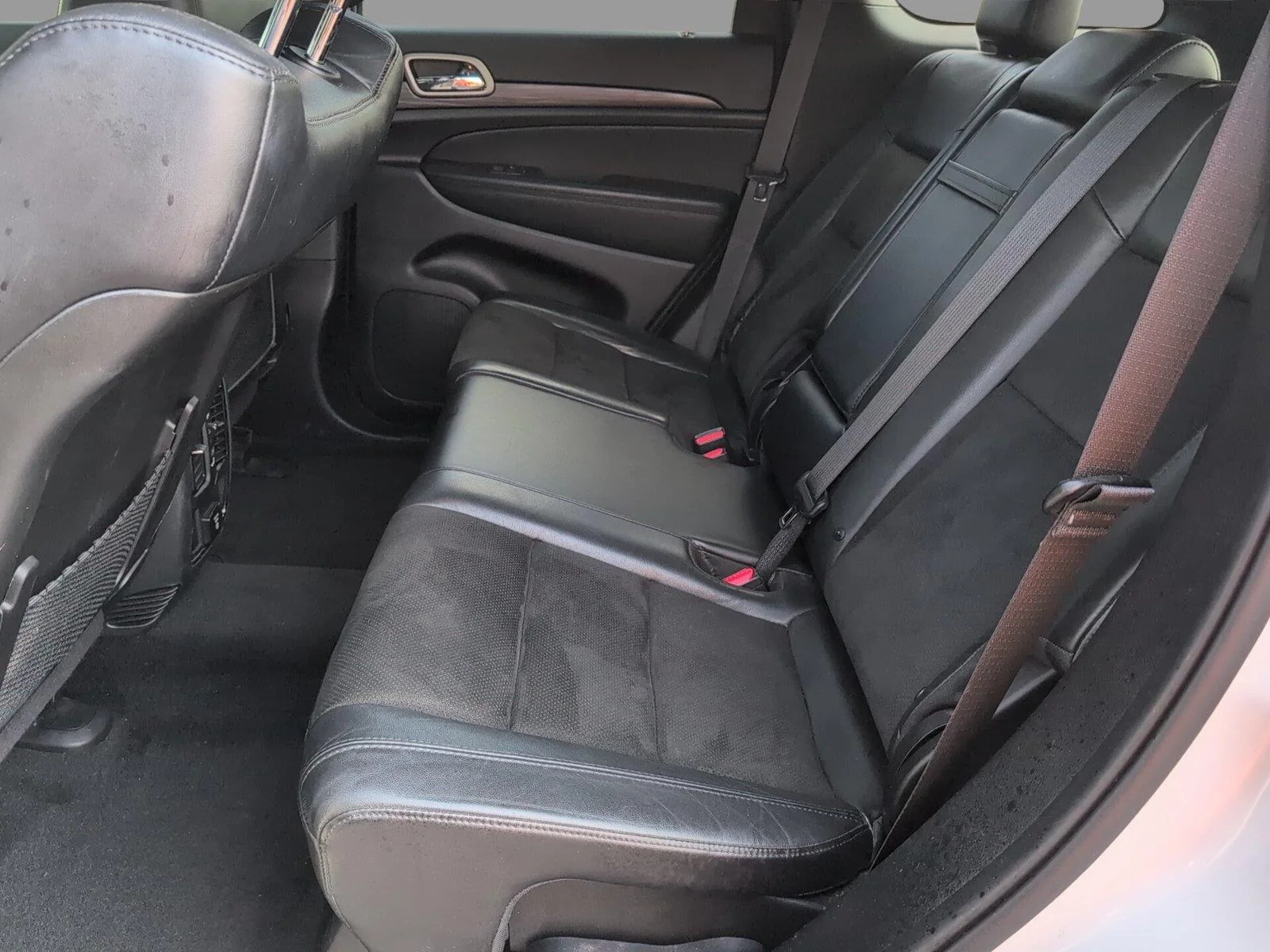 Used 2022 Bright White Clearcoat Jeep Laredo X image 33
