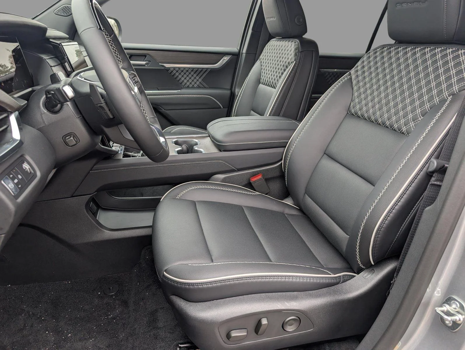 New 2026 Sterling Metallic GMC Denali image 10