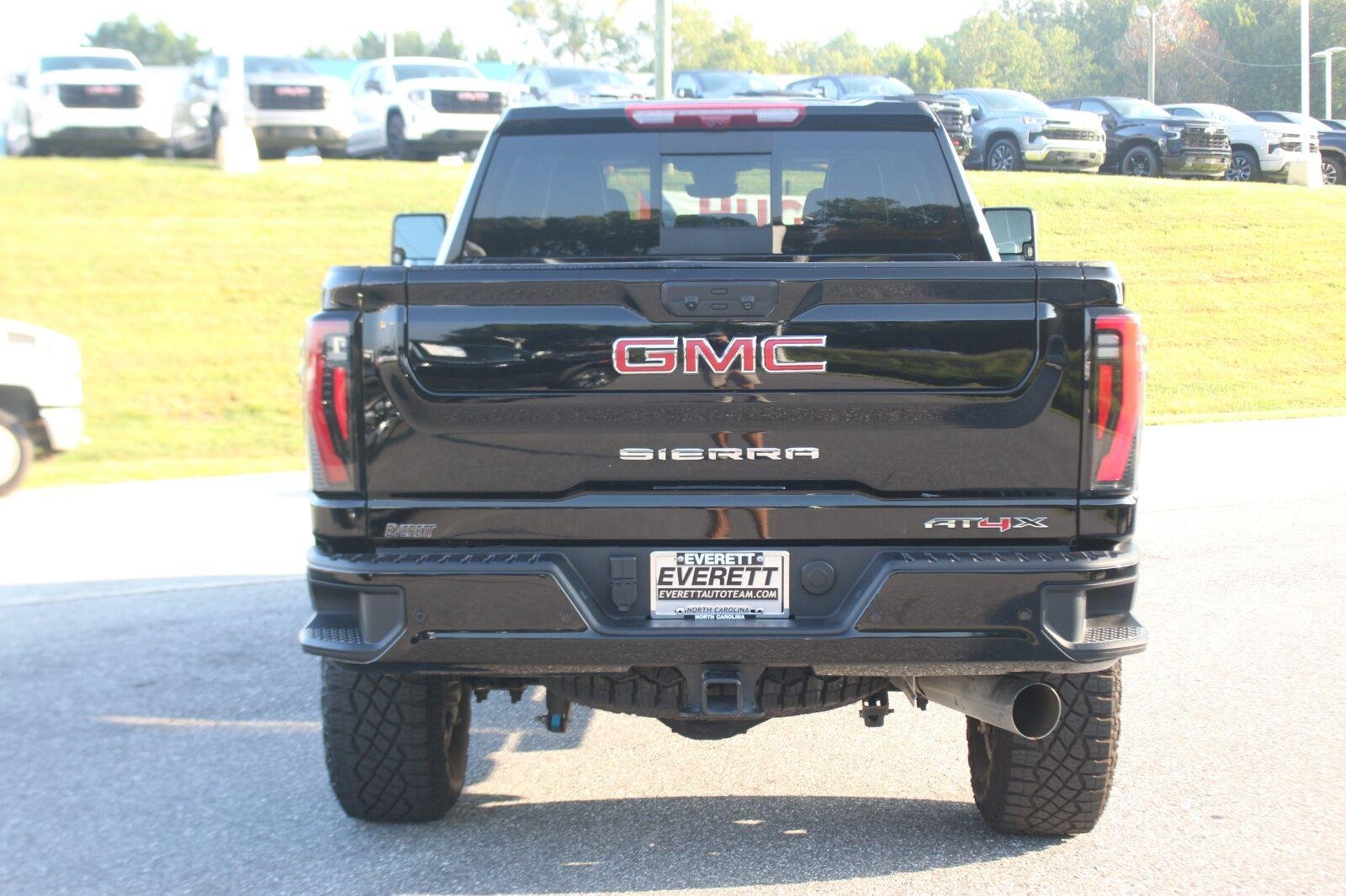 Used 2026 Onyx Black GMC AT4X image 6