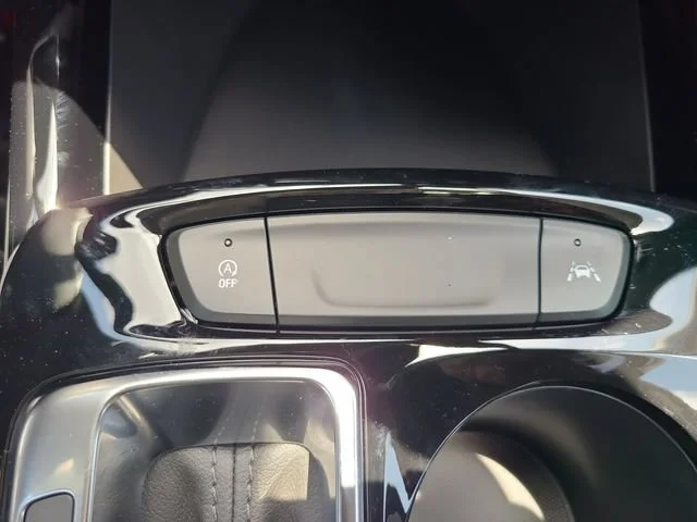 New 2026 Summit White Chevrolet LT image 30