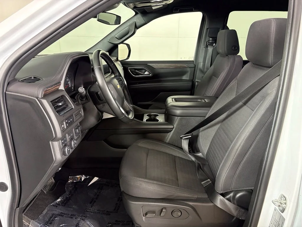 Used 2023 White Chevrolet LS image 15