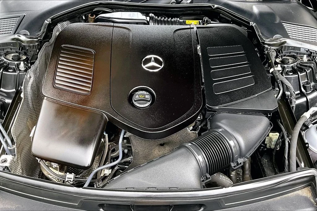 Certified Used 2023 Gray Mercedes-Benz C 300 image 9