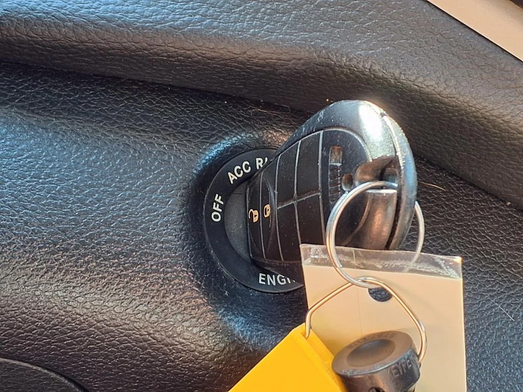 Used 2018 Black Jeep Latitude image 19