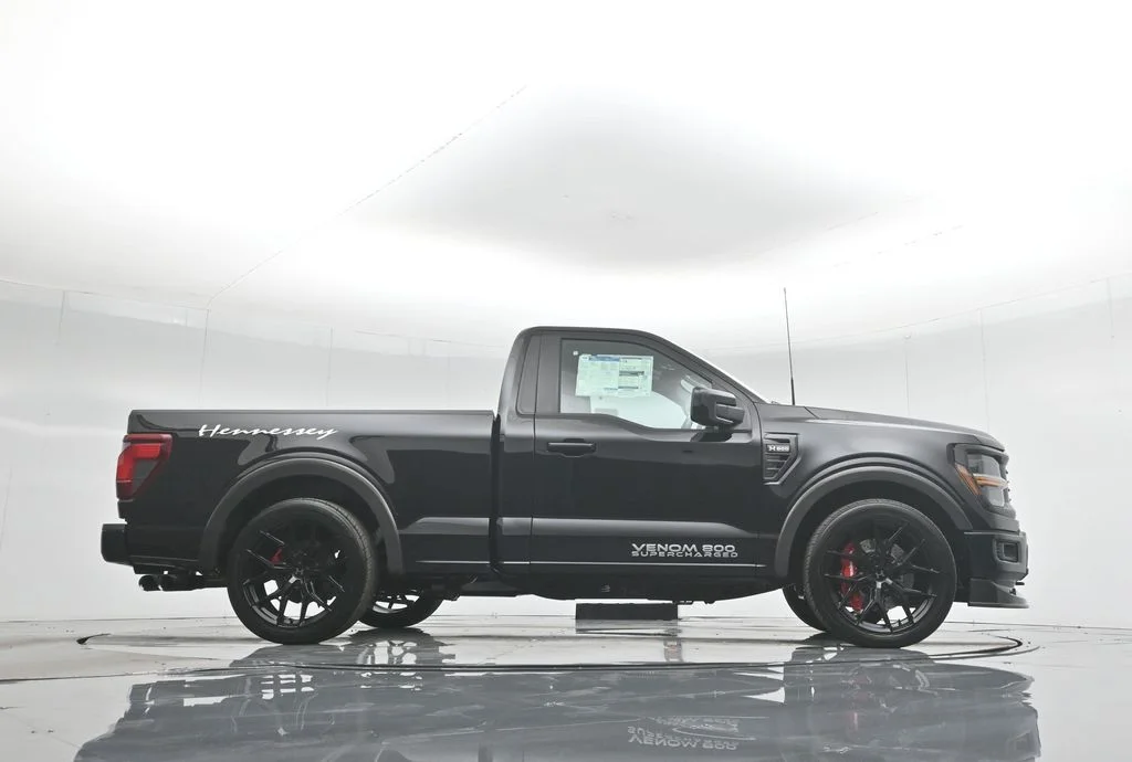 New 2025 Black Ford XL image 42