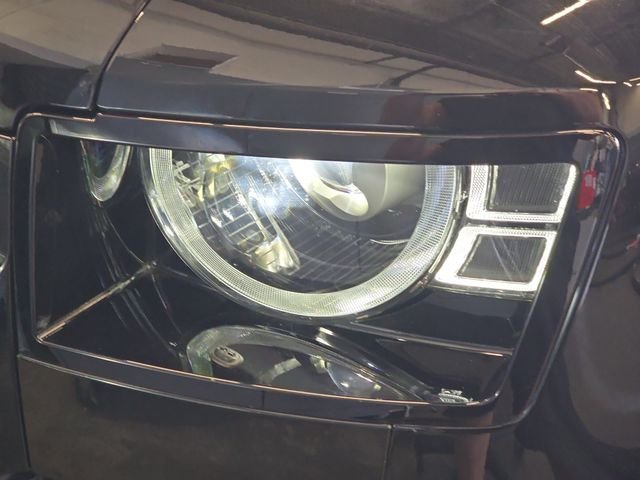 Used 2022 Black Land Rover  image 32