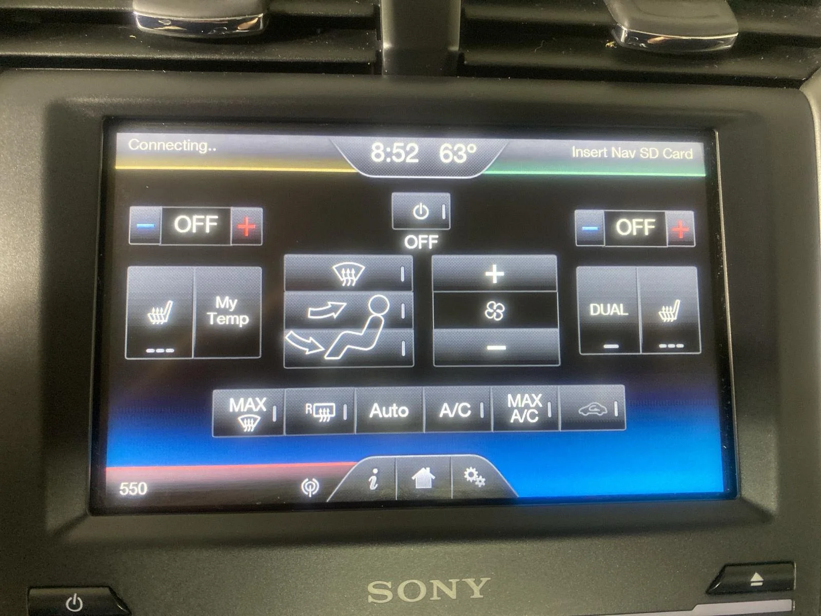 Used 2014 White Platinum Metallic Tri-Coat Ford Titanium image 21