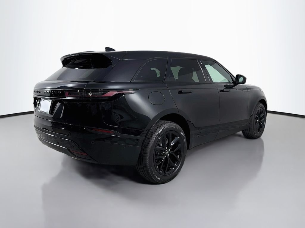 New 2026 Santorini Black Land Rover S image 5