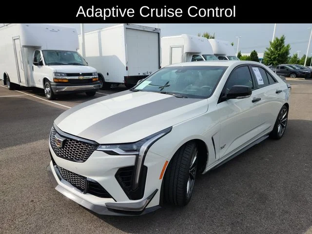 Used 2022 White Cadillac V-Series image 3