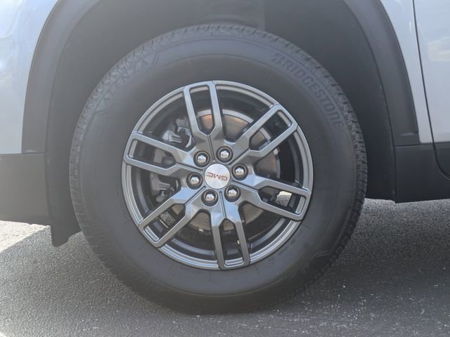 Used 2025 Sterling Metallic GMC Elevation image 14