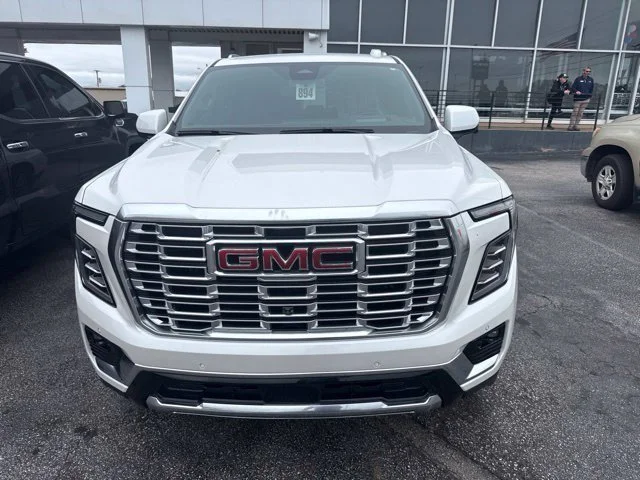 Certified Used 2025 White Frost Tricoat GMC Denali image 4