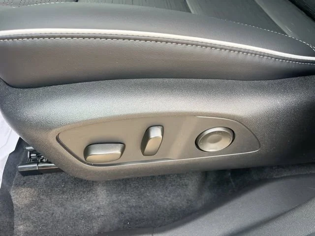 2026 Buick Enclave Sport Touring - Photo 17