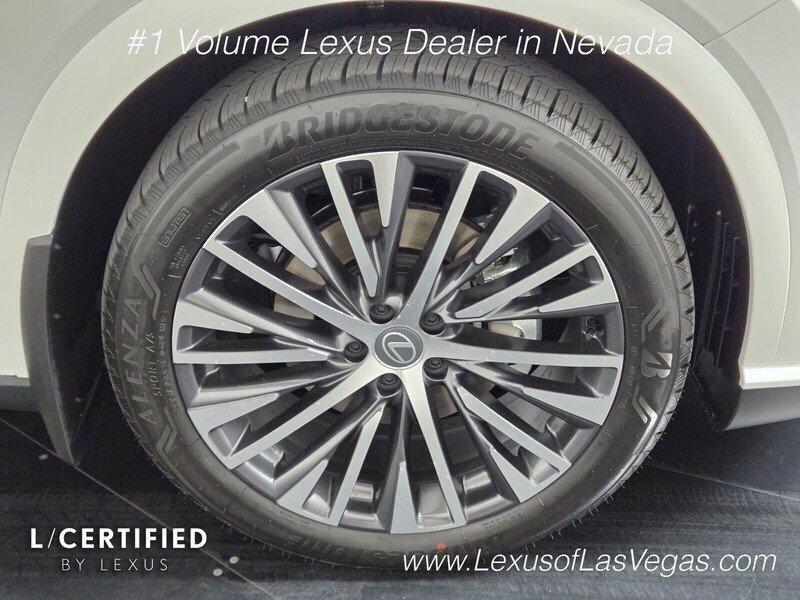 Certified Used 2026 White Pearl Lexus PREMIUM PLUS image 10