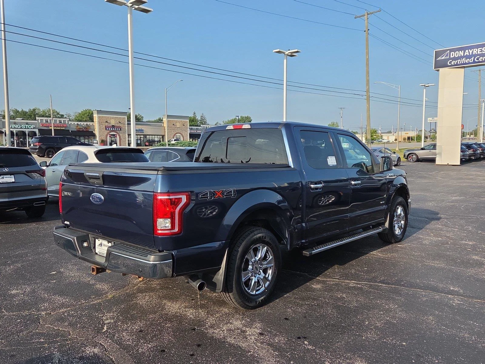 Used 2017 Blue Jeans Ford XLT image 26