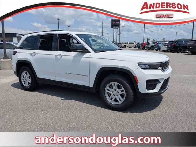 2023 Jeep Grand Cherokee Laredo