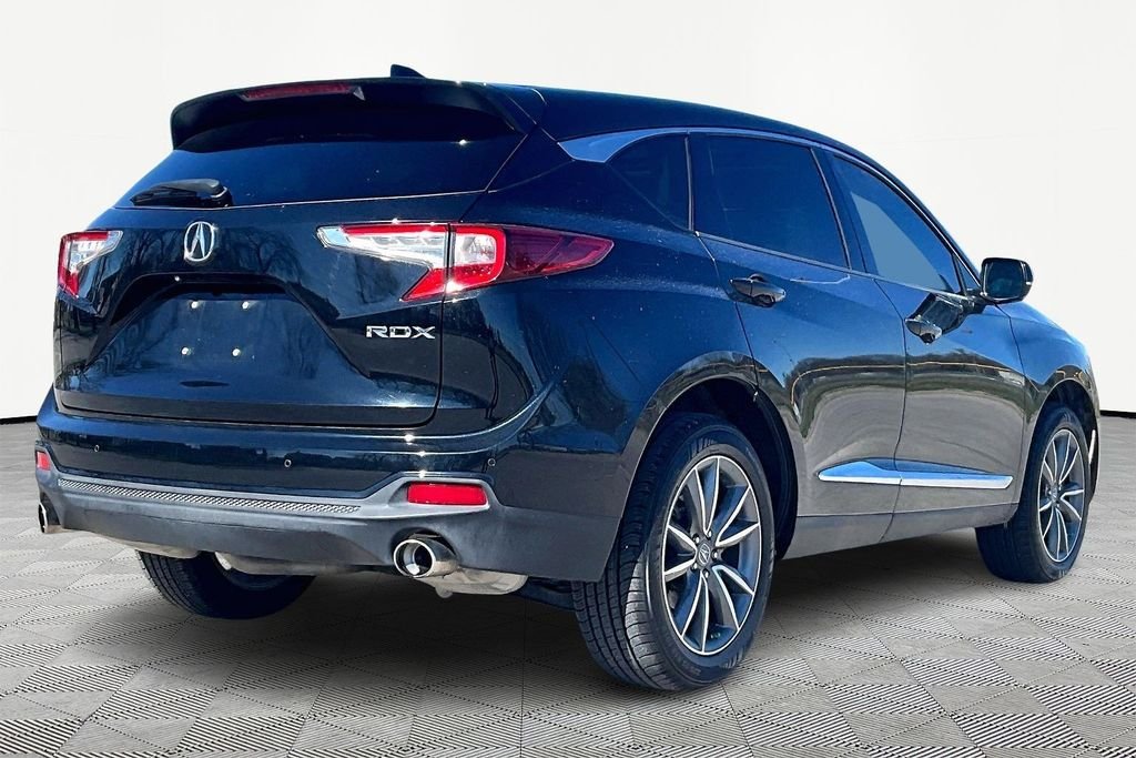 Used 2019 Acura RDX Technology Package with VIN 5J8TC1H5XKL008569 for sale in Kansas City