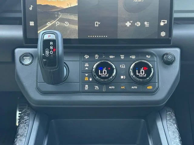 Certified Used 2026 Blue Land Rover OCTA image 33