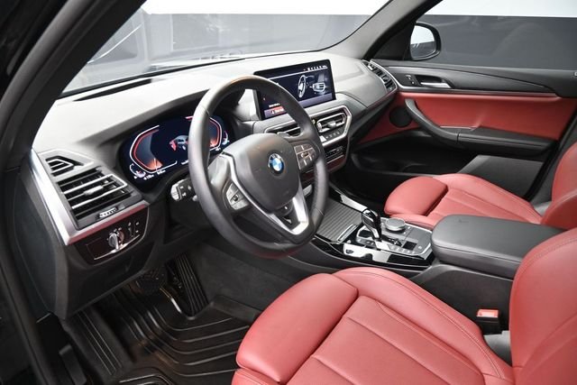 Used 2024 Black BMW xDrive30i image 19