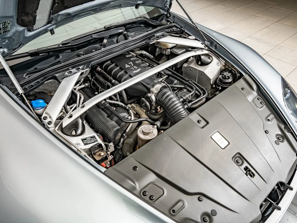 Used 2015 Skyfall Silver Aston Martin  image 46